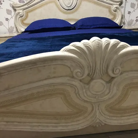 Aida, Nou In Centru Apartman *